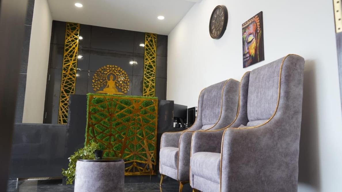 Quince Elite Hotell Mysore Eksteriør bilde